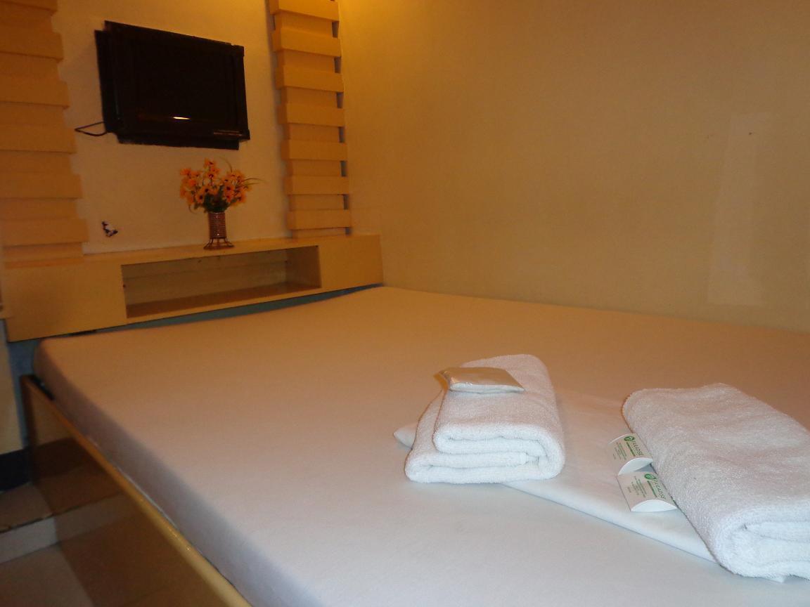 Oyo 191 Paradise Apartelle Hotel Manila Luaran gambar