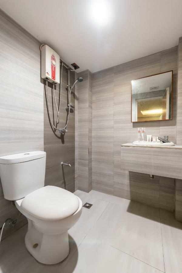 Oyo 191 Paradise Apartelle Hotel Manila Luaran gambar